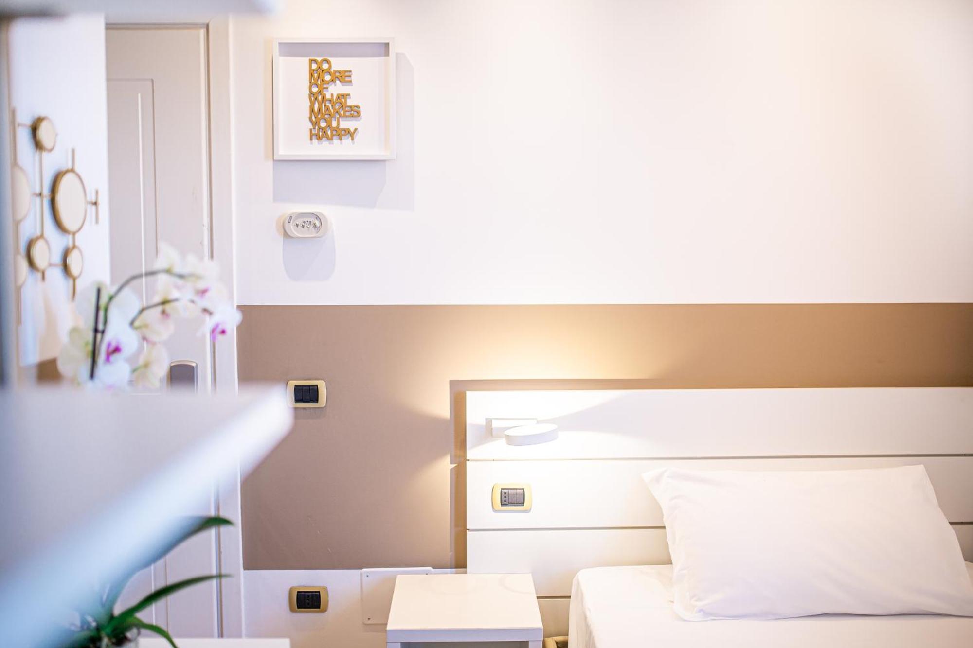 Hotel Karinzia Caorle Exterior photo